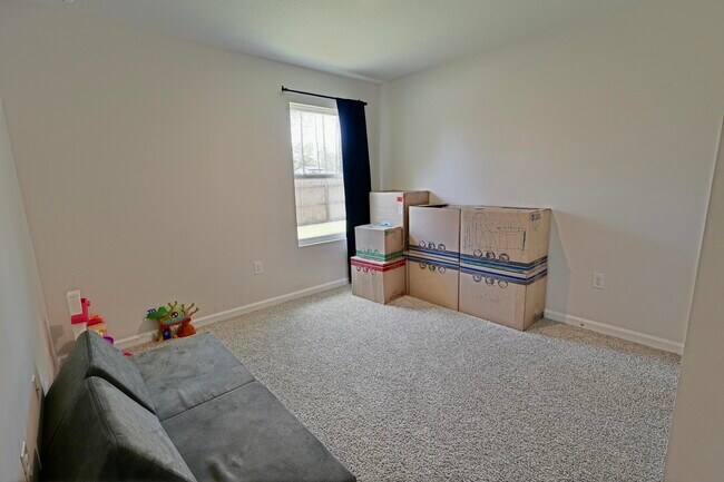 Building Photo - 8604 Tarsus Dr