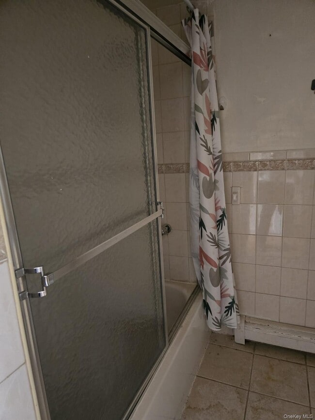 Building Photo - 105-21 53rd Ave