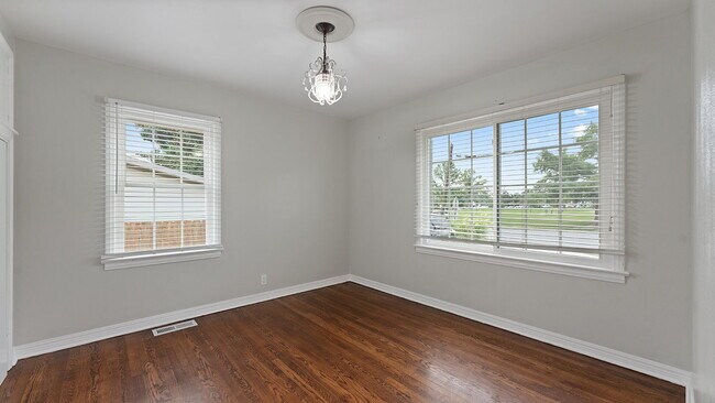 Building Photo - "Spacious 3-Bedroom Haven in Rogers, AR!"