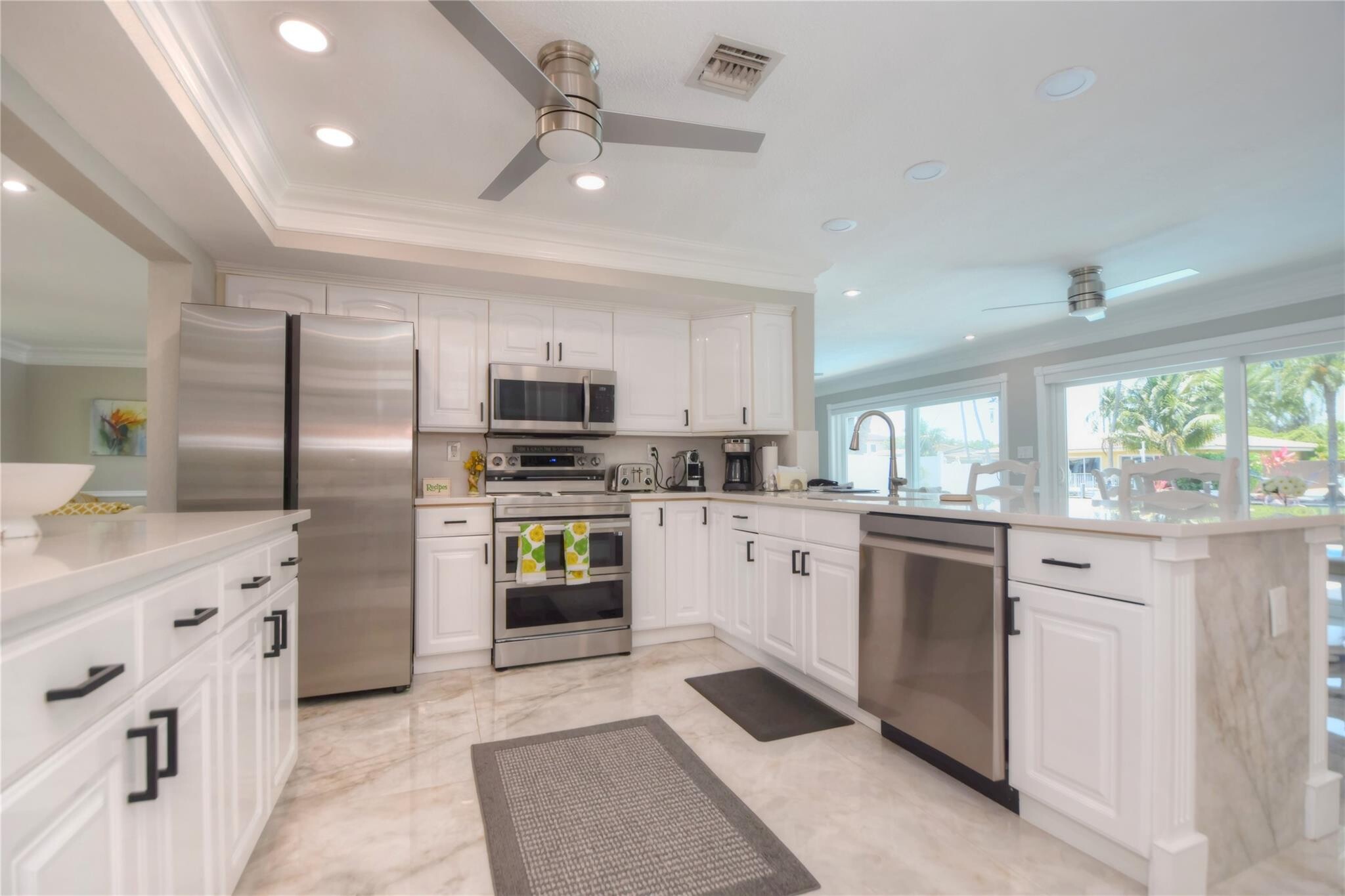 Building Photo - 2228 SE 10th St