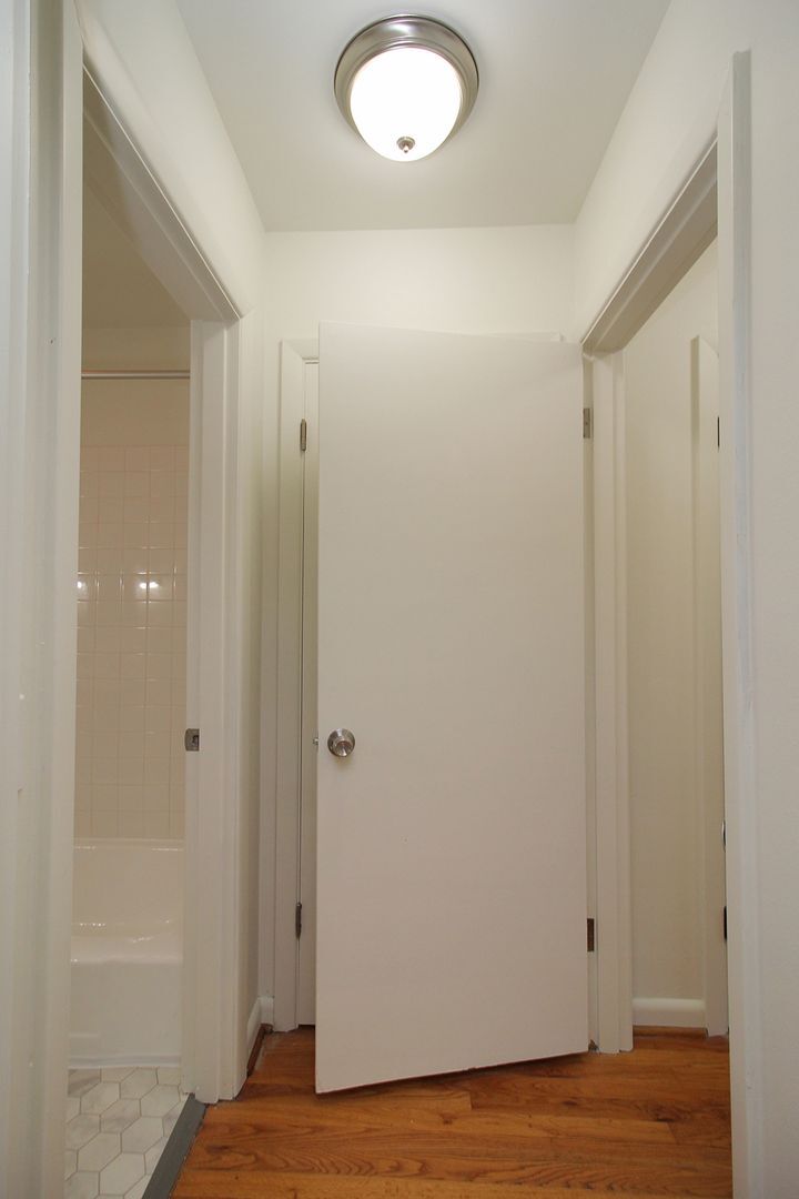 Building Photo - 1007-1019 SW Gaines St and 3521-3527 SW 10th Ave