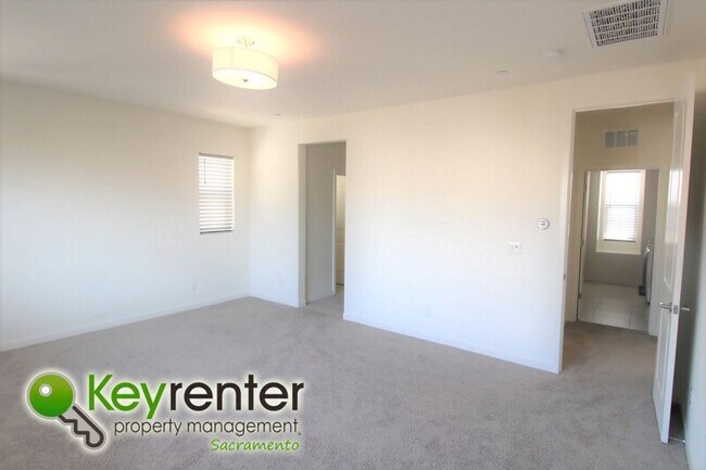 Building Photo - 4684 Flagstaff Dr