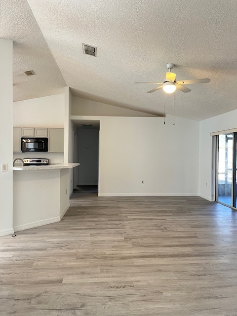 Building Photo - 203 Heronwood Cir