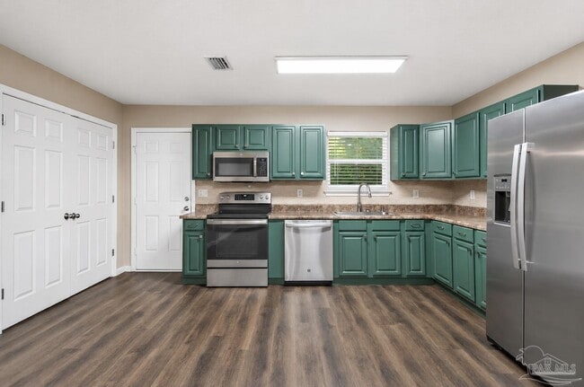 Building Photo - 1612 Bradberry Pl