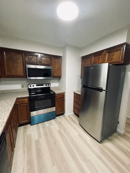 Primary Photo - 1504 N Washington Ave