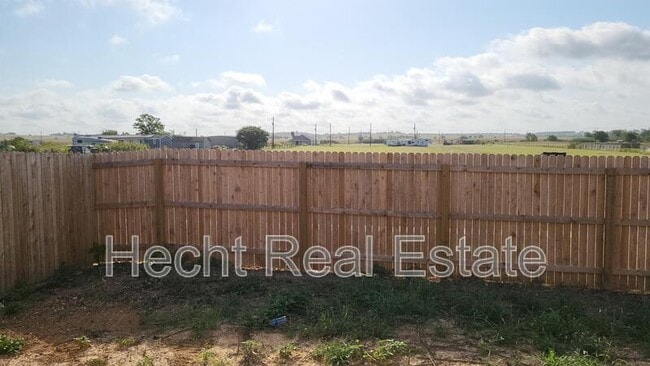 Building Photo - 9137 Navarro Vis