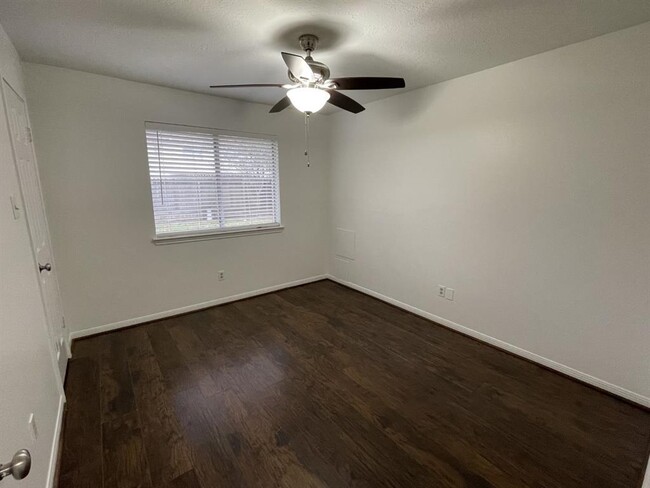 Building Photo - 21430 Park Timbers Ln