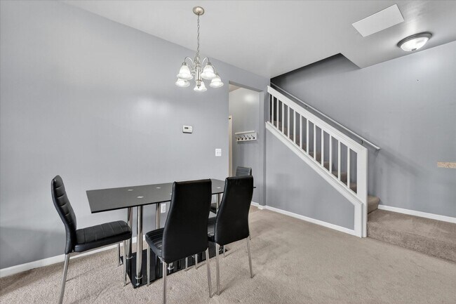 Building Photo - 23668 Northstone Village Dr