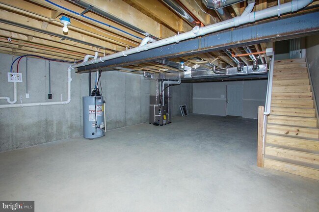 Building Photo - 504 Arietta Ct