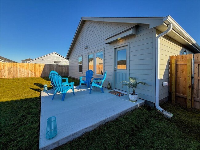 Building Photo - 429 Monsoon Dr