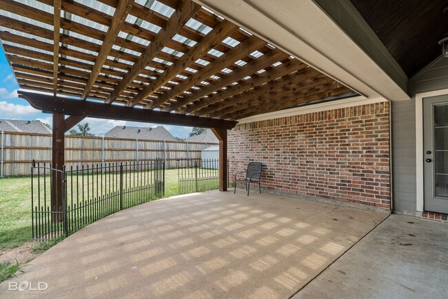 Building Photo - 3925 Le Brooke Ln