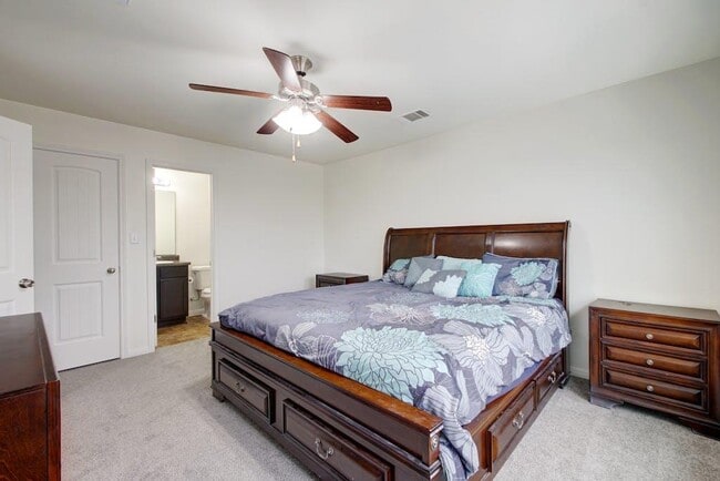 Building Photo - 4604 Esper Ln