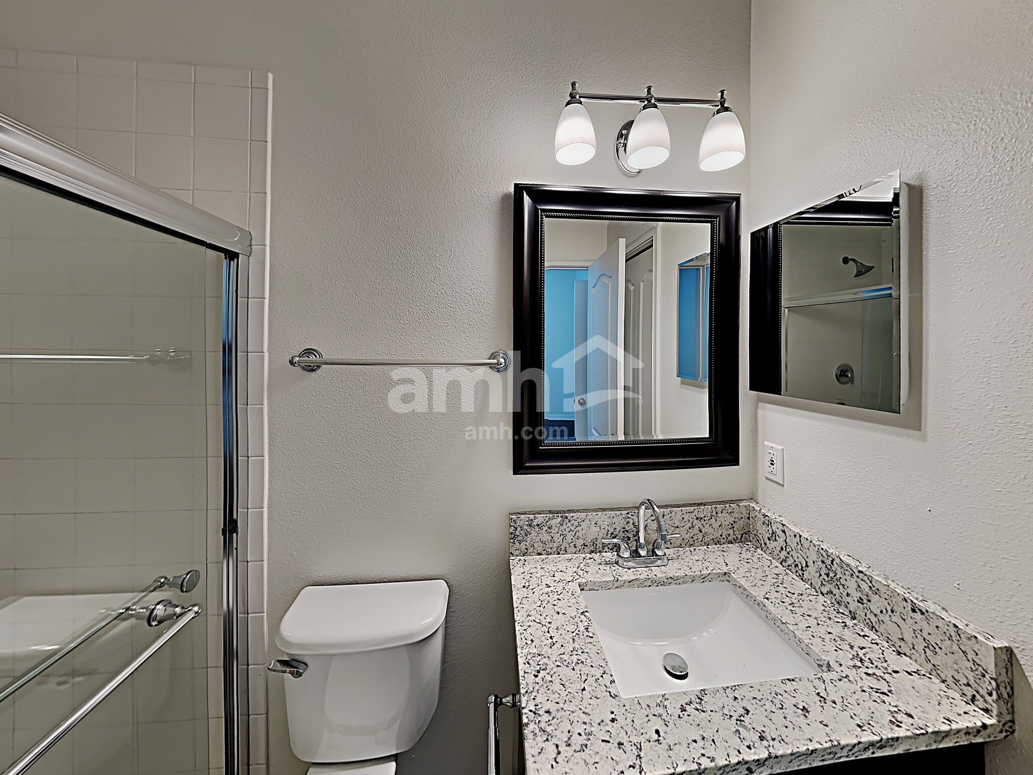 Building Photo - 12025 Whistling Wind Dr