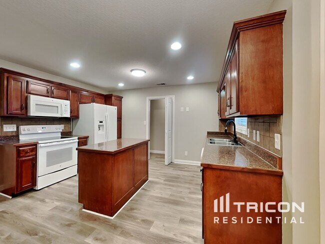 Building Photo - 2941 Brewster Drive