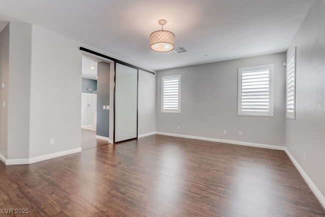 Building Photo - 2489 Cingoli St