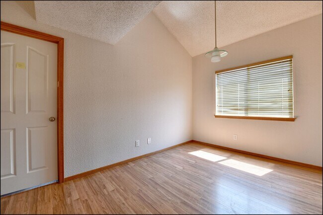 Building Photo - Coming Soon!