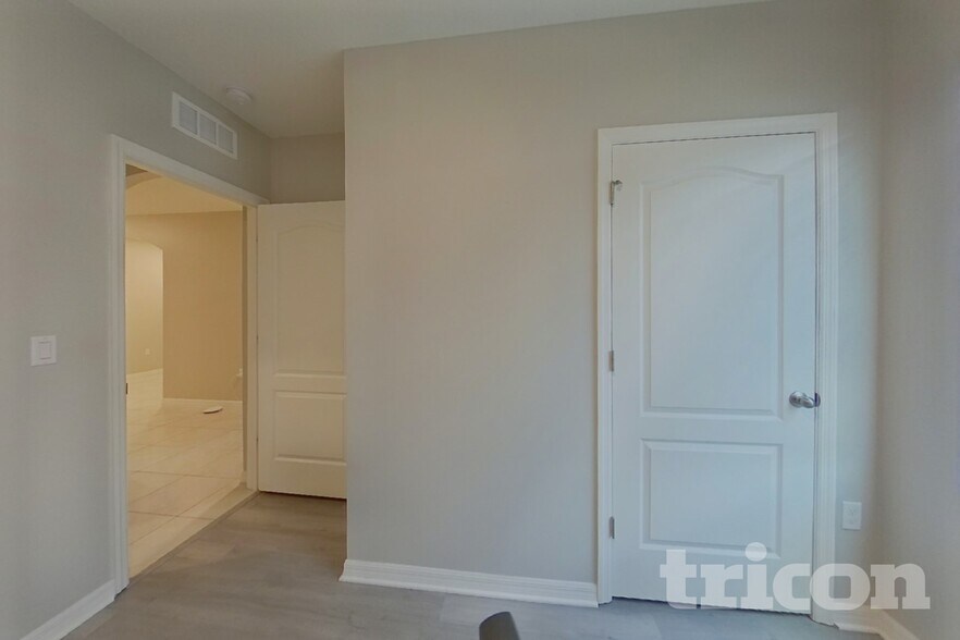Building Photo - 3669 Crimson Clover Dr