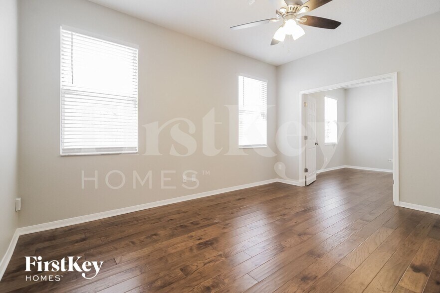 Building Photo - 9797 Bennington Chase Dr