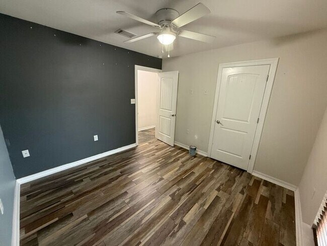 Building Photo - Milton - Tidal Bay - 4 bedroom, 2 bathroom