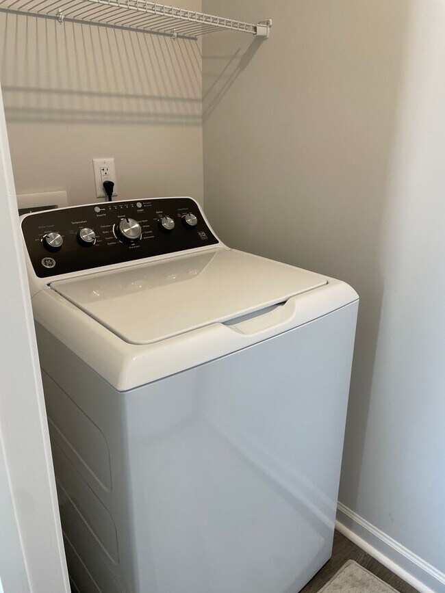 Building Photo - 3 Bedroom 2 Bathroom House in Sunfish Cove Sunset Beach NC