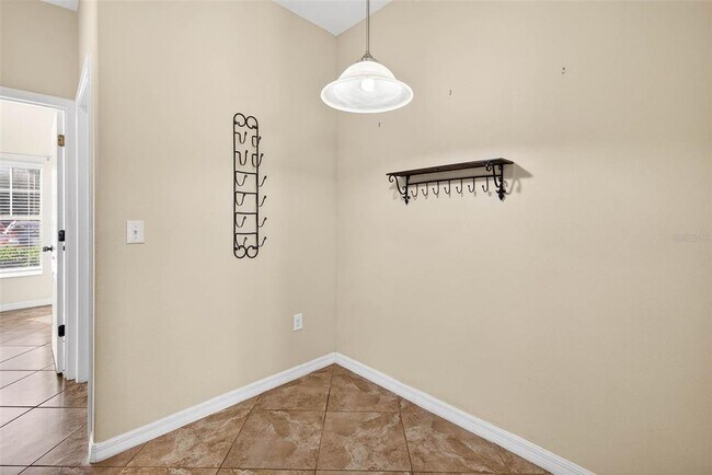 Building Photo - 31253 Claridge Pl