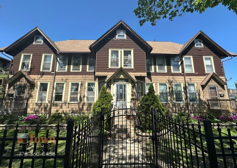 Primary Photo - 6689 N Olmsted Ave