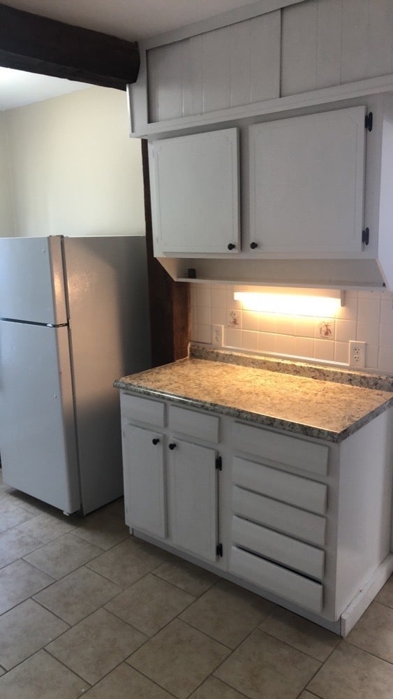 Building Photo - 211 Hadley Ave