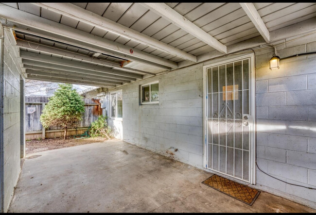 Building Photo - 2425 Edison Ave