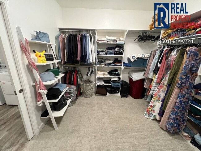 Building Photo - 25 Emma Dr