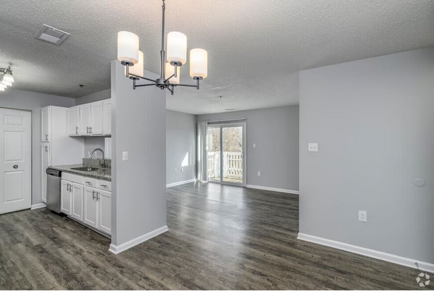 Building Photo - Ayrsley Landing