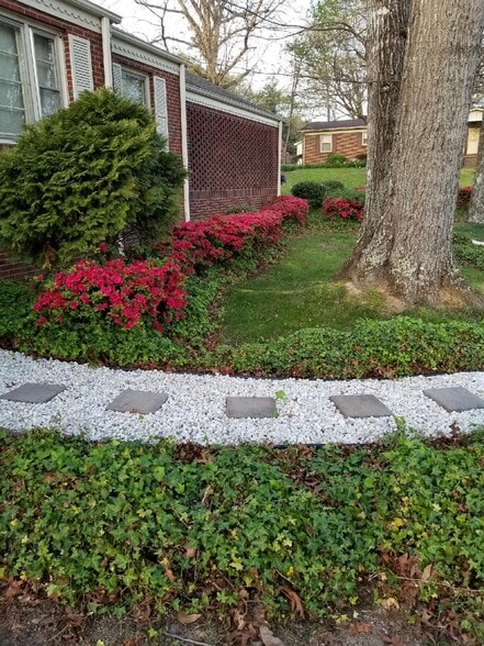 New Walkway - 2781 19th Ave NE