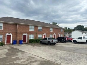Building Photo - 2861 Michigan Ave Rd NE