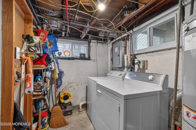 Building Photo - 211 Lareine Ave