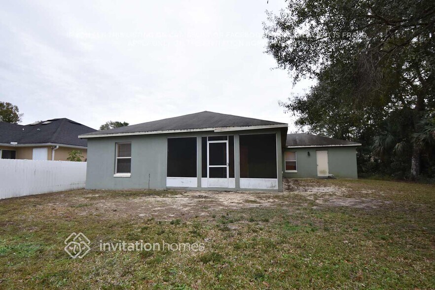 Building Photo - 1014 Heron Ct