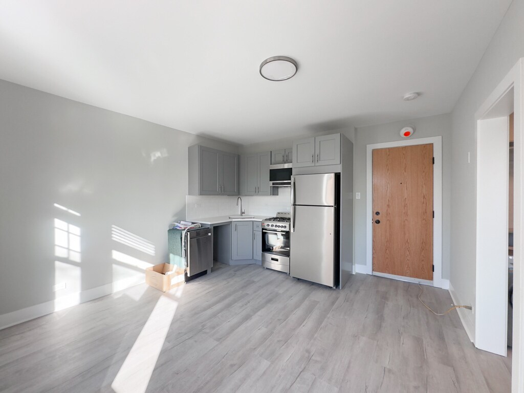 Building Photo - 378 Hazel Ave