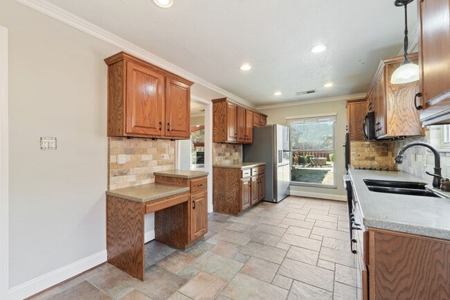 Building Photo - 3222 S.54th Street-