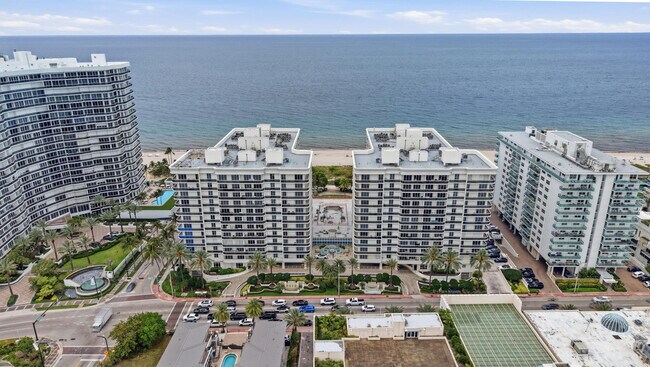Building Photo - 9595 Collins Ave