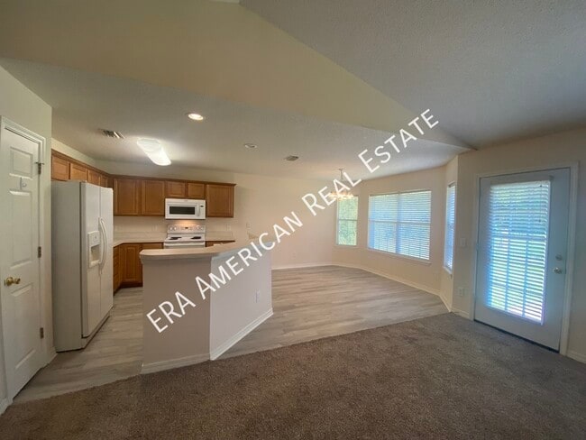 Building Photo - 6648 Longview St