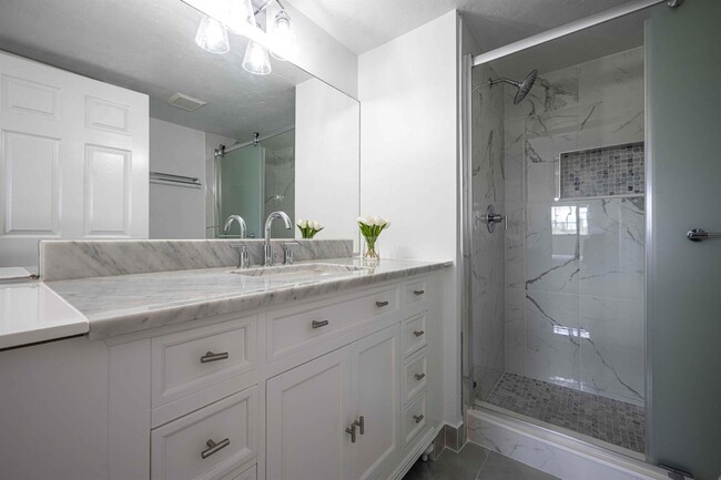 Building Photo - 1405 Palm Beach Trace Dr