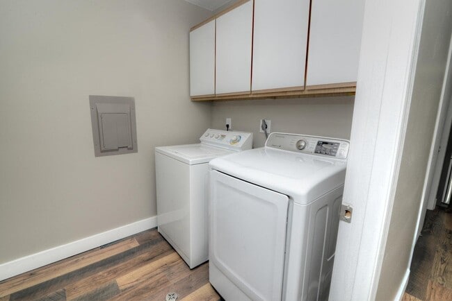 Building Photo - 7311 98th Ave