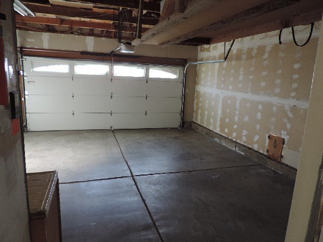 Building Photo - 3375 Bowie Rd