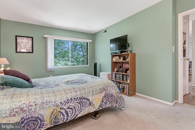 Building Photo - 3750 Bel Pre Rd