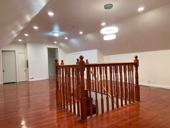 Building Photo - 8 Caton Terrace