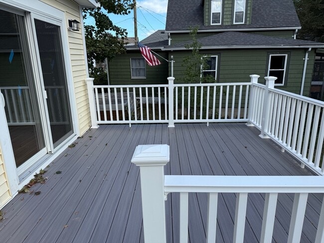 Building Photo - 63 Sachem St