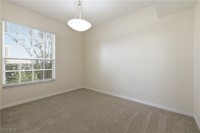 Building Photo - 15190 Royal Windsor Ln