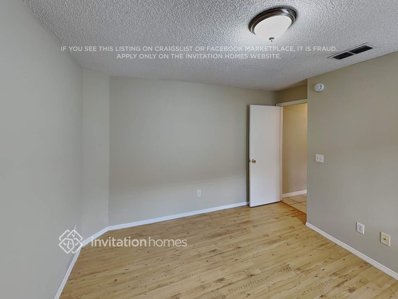 Building Photo - 2539 Chatham Cir