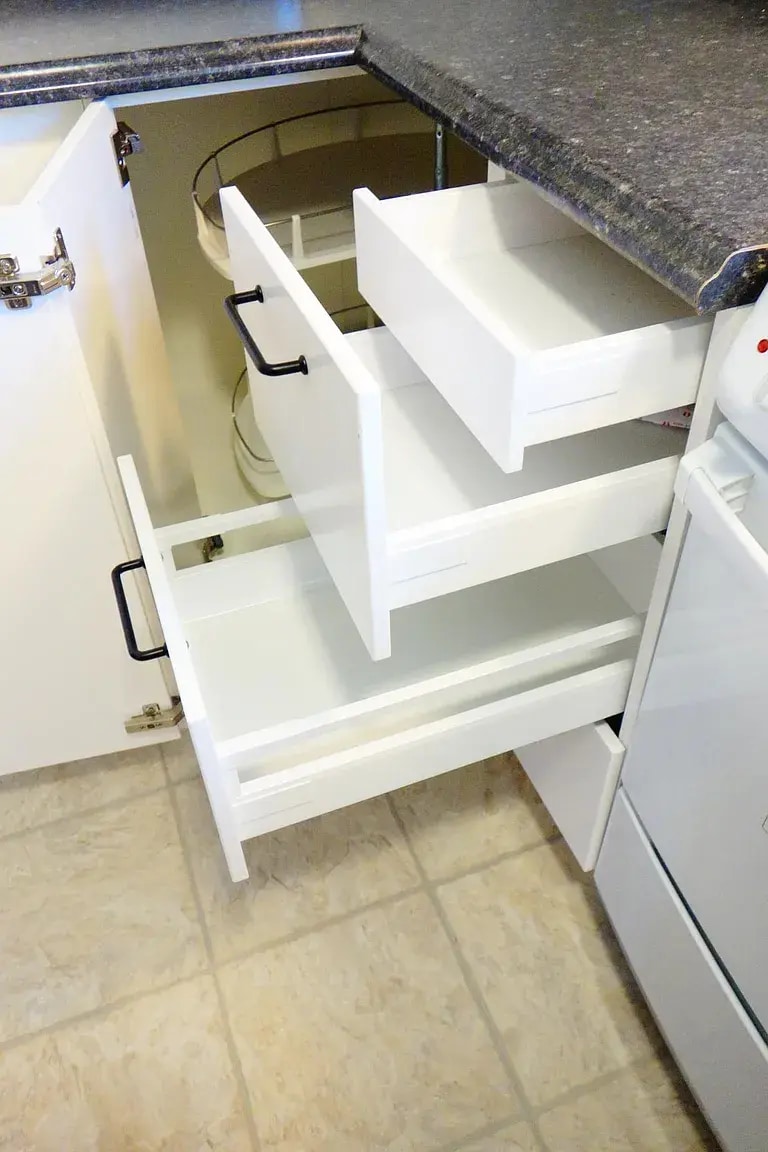 Building Photo - 910 Kennebec Ave