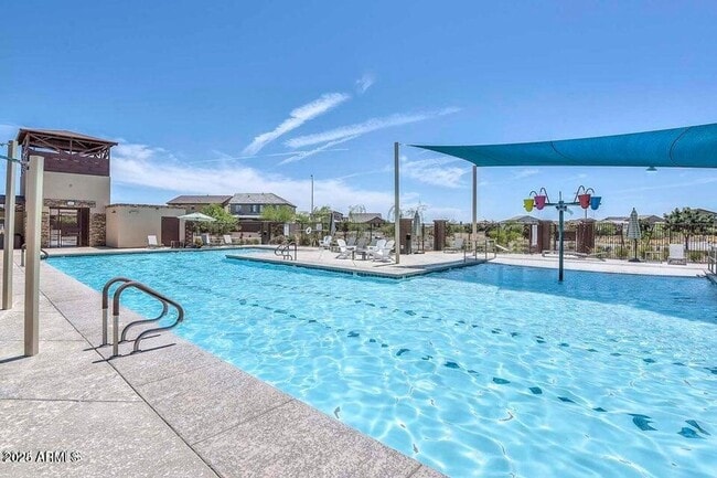 Building Photo - Gorgeous 5 Bed 3 Bath ++ Full SOLAR home +...