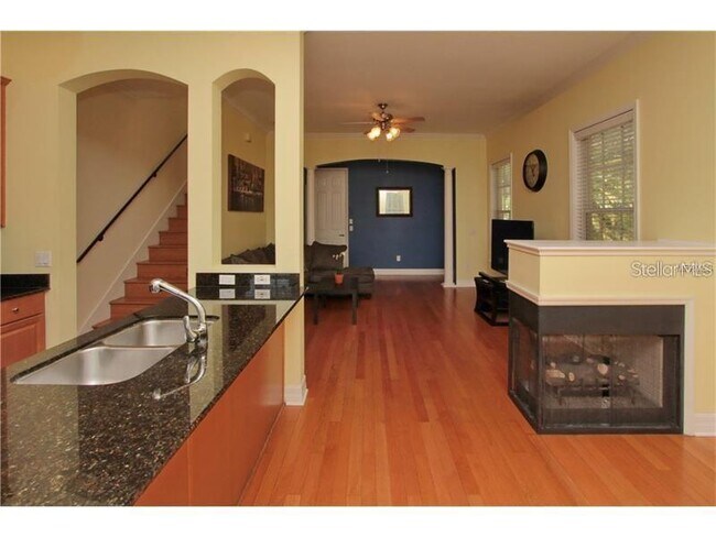 Building Photo - 2902 Hansen Manor Ln