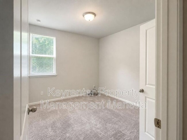 Building Photo - 101 Honeydew Ln